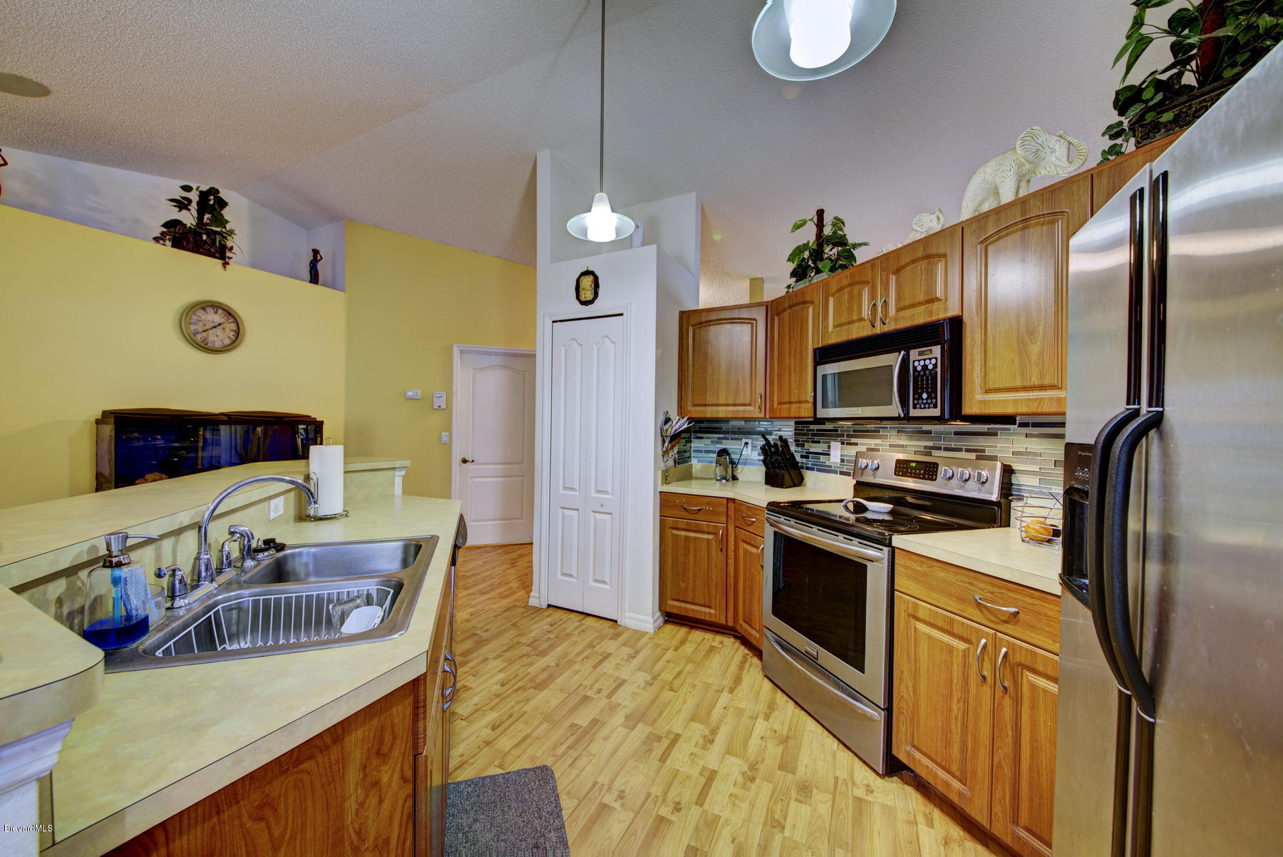 720 Furth Road Northwest Palm Bay, FL 32907 - Photo 11 of 24 Kitchen