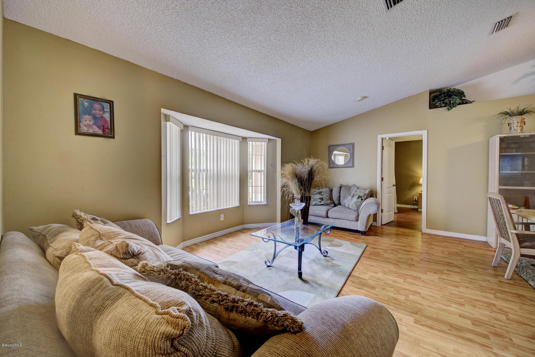 720 Furth Road Northwest Palm Bay, FL 32907 - Photo 4 of 24 Living Room