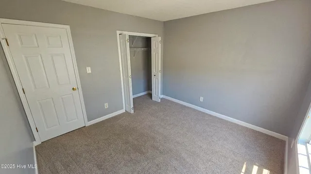 $1,875 | 127 Whiteleaf Drive, Jacksonville, NC 28546