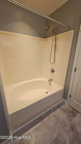 $1,875 | 127 Whiteleaf Drive, Jacksonville, NC 28546