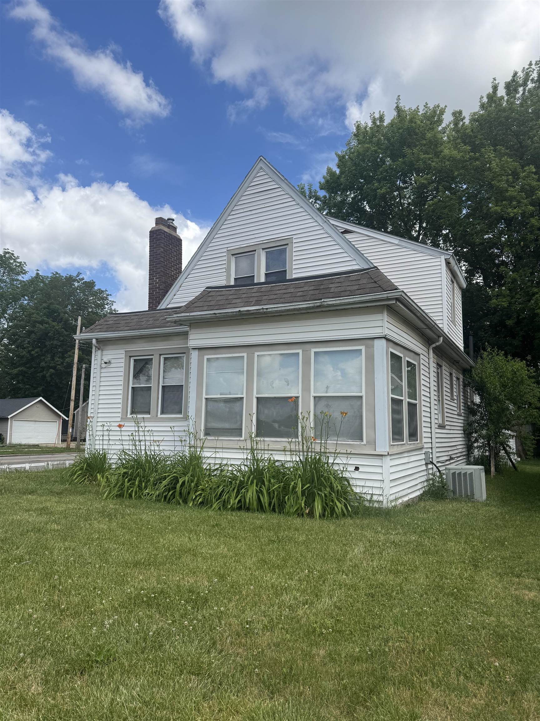 1402 Henry Avenue Beloit, WI 53511 - Photo 27 of 28