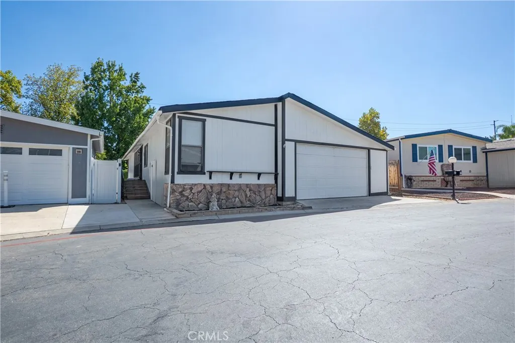1550 Rimpau, Unit 185 Corona, CA 92881 - Photo 1 of 41 Gallery Image 1