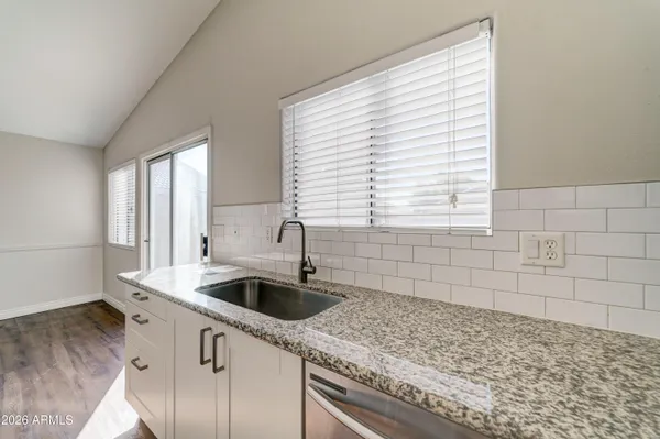 $1,725 | 13589 West Ocotillo Lane, Surprise, AZ 85374