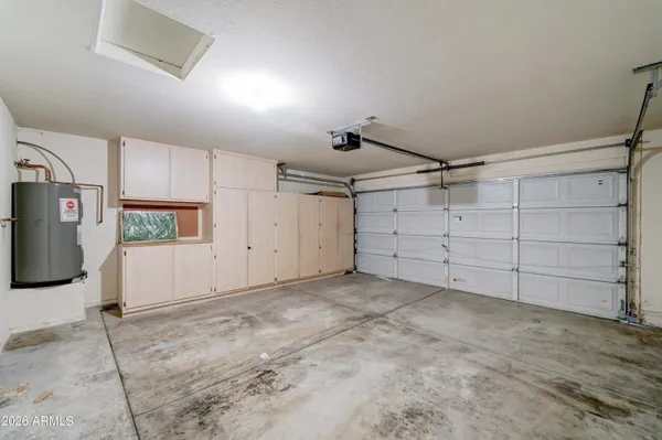 a view of a garage room