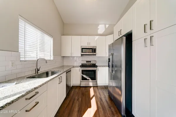 $1,725 | 13589 West Ocotillo Lane, Surprise, AZ 85374