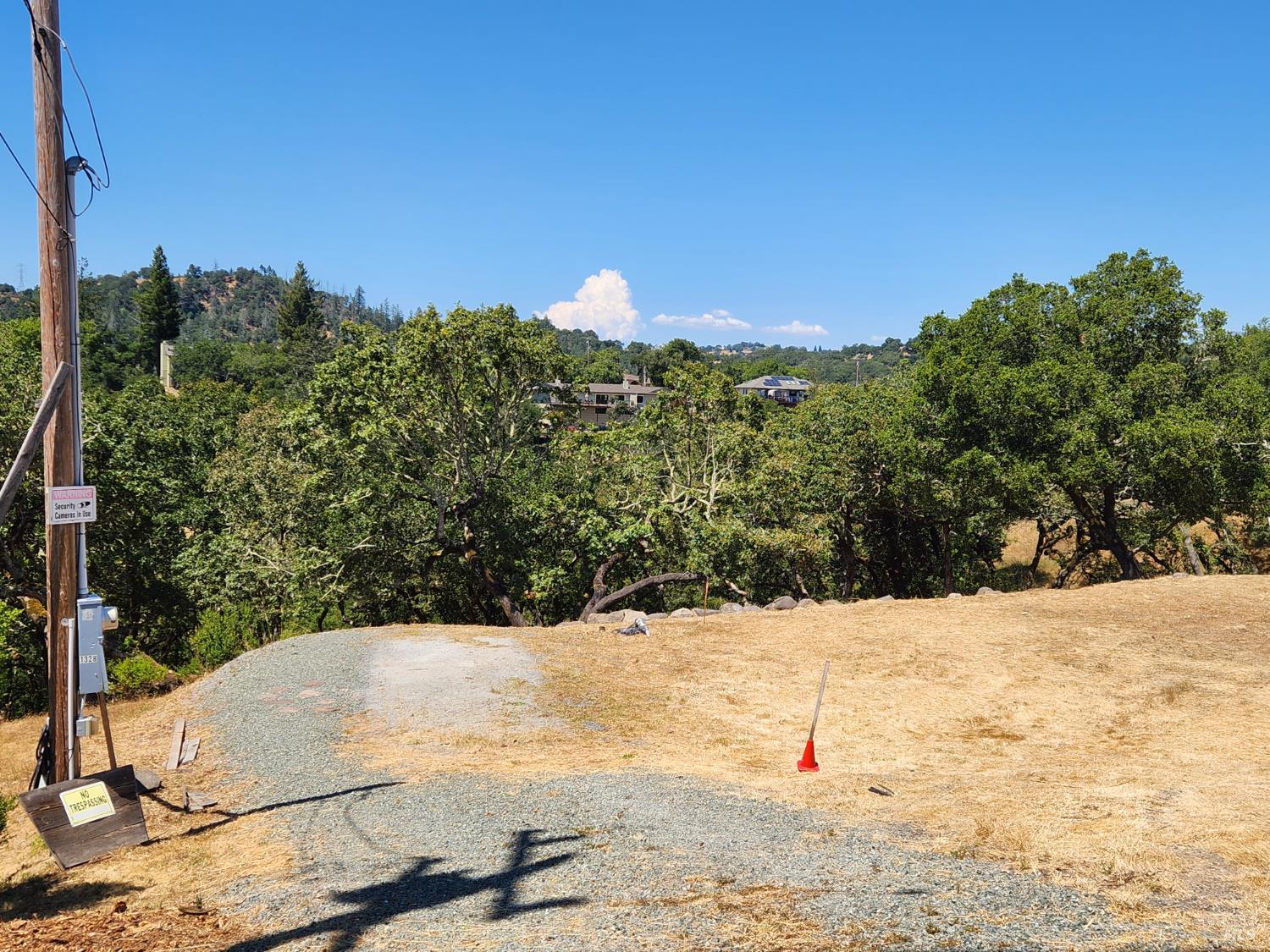 Entry and electric pole