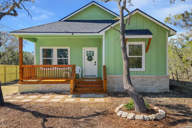 $227,000 | 656 Skyline Drive, Bandera, TX 78003