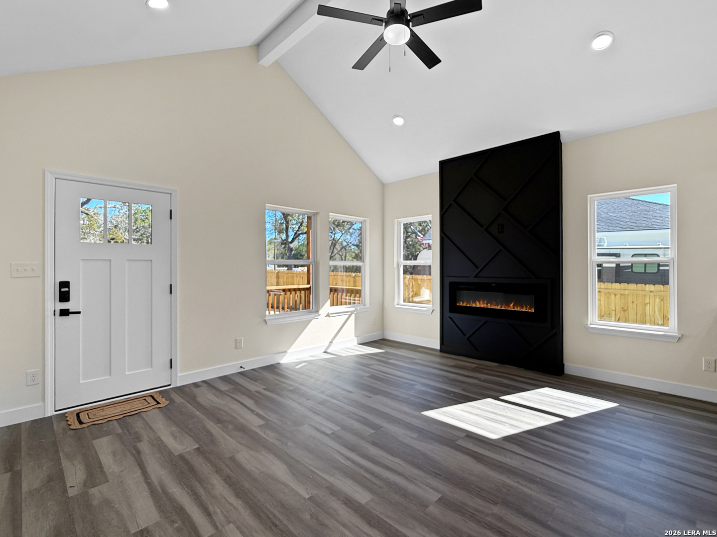 656 Skyline Drive Bandera, TX 78003 - Photo 5 of 17