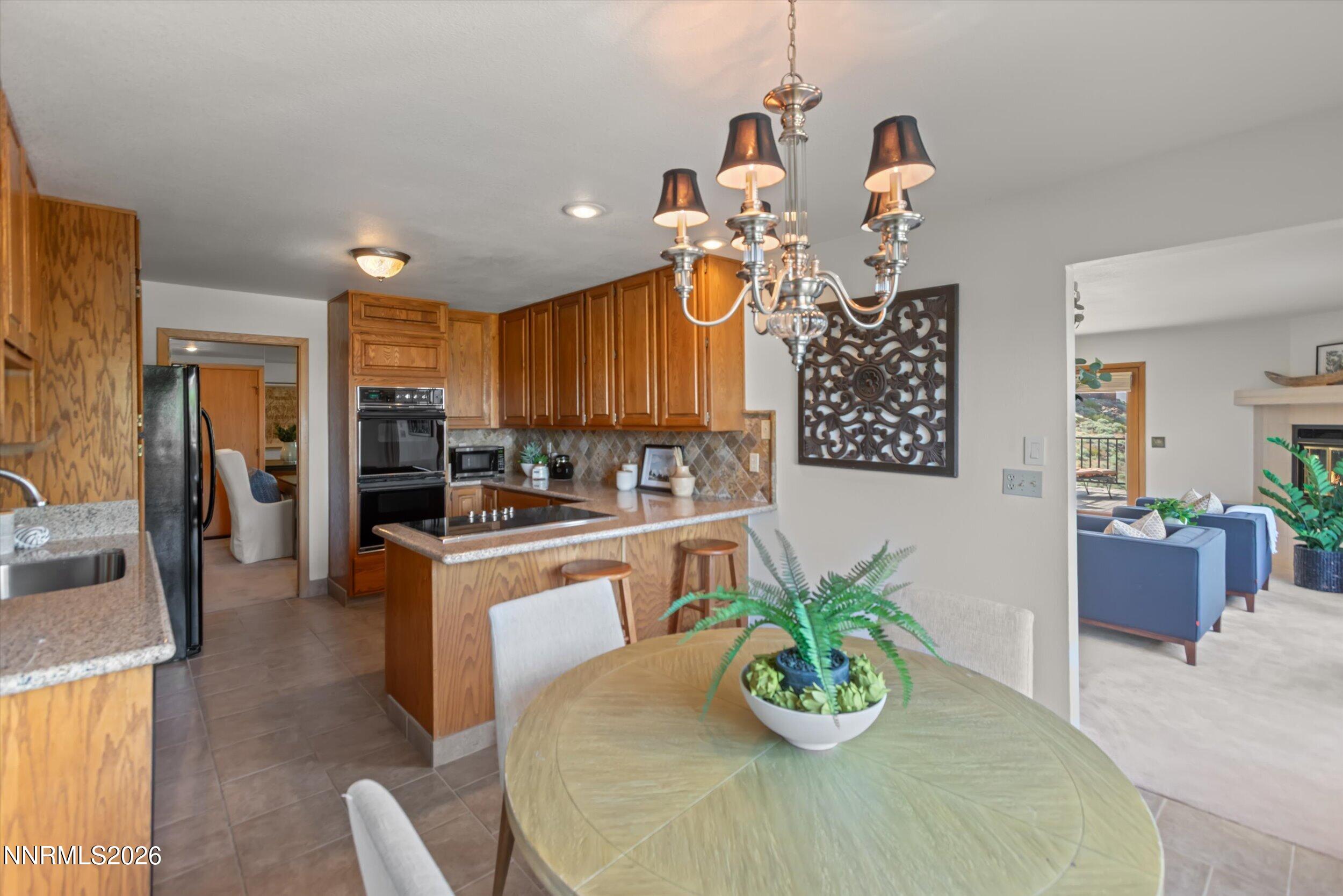 2220 Stone Mountain Circle Reno, NV 89519 - Photo 15 of 43 20-0Y7A9780