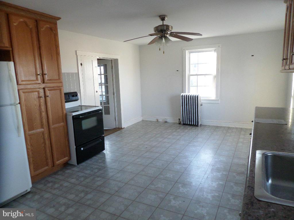 1681 Shookstown Road Frederick, MD 21702 - Photo 6 of 12 Kitchen