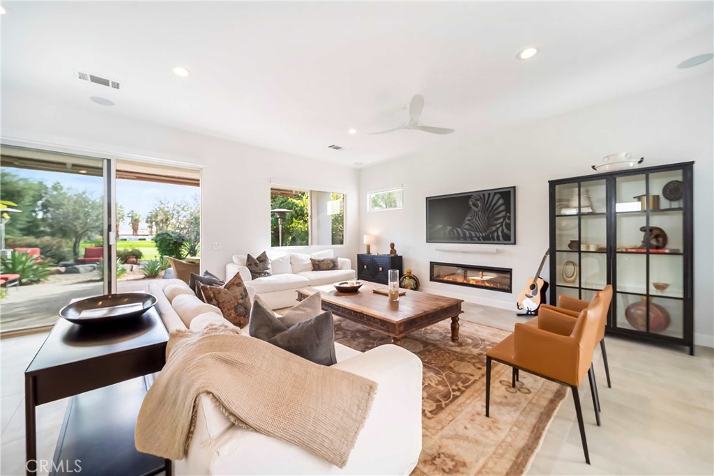 55102 Tanglewood La Quinta, CA 92253 - Photo 3 of 75