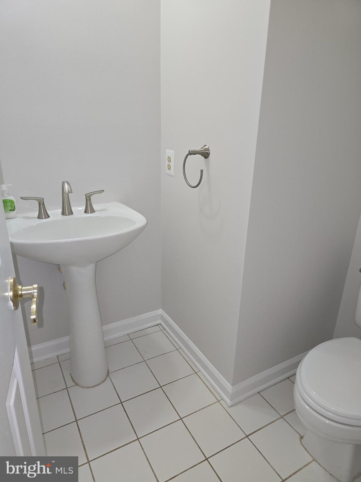 14113 Parker Farm Way Silver Spring, MD 20906 - Photo 15 of 60