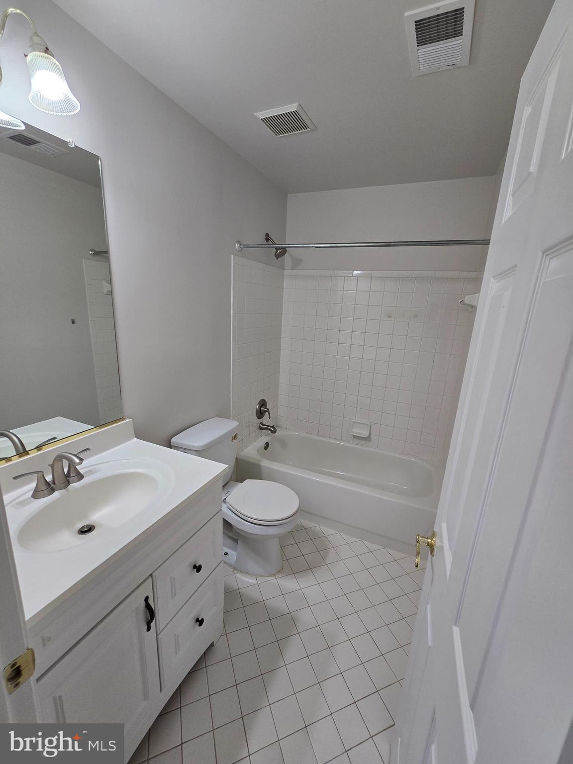 14113 Parker Farm Way Silver Spring, MD 20906 - Photo 18 of 60