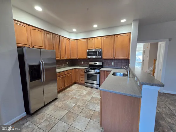 $3,200 | 14113 Parker Farm Way, Silver Spring, MD 20906