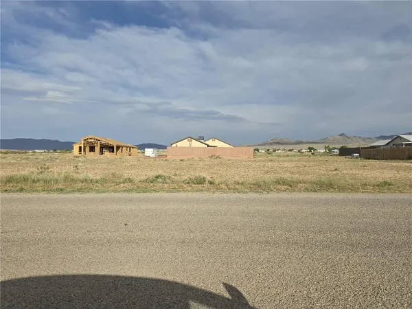 $17,999 | 10034 Concho Drive, Kingman, AZ 86401