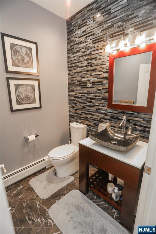 296 Forest Road Fort Lee, NJ 07024 - Photo 10 of 25