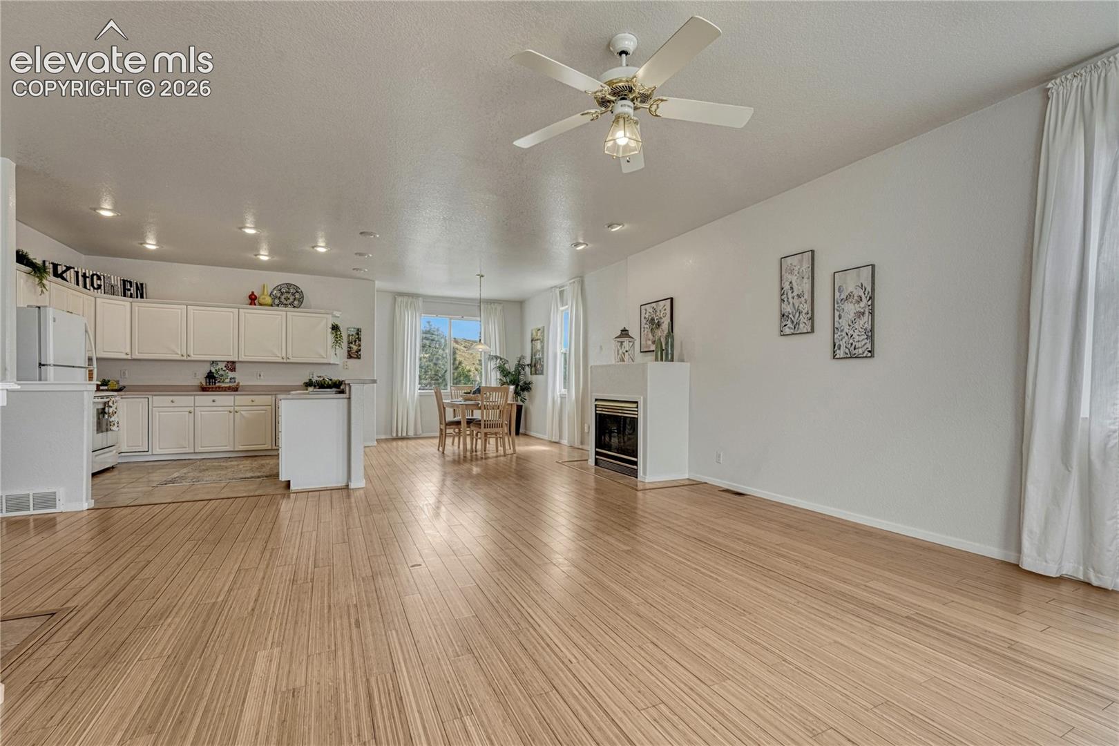 7285 Julynn Road Colorado Springs, CO 80919 - Photo 4 of 45