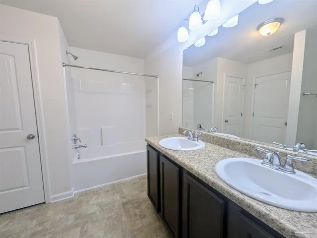 $340,000 | 3963 Tuscany Way, Pace, FL 32571