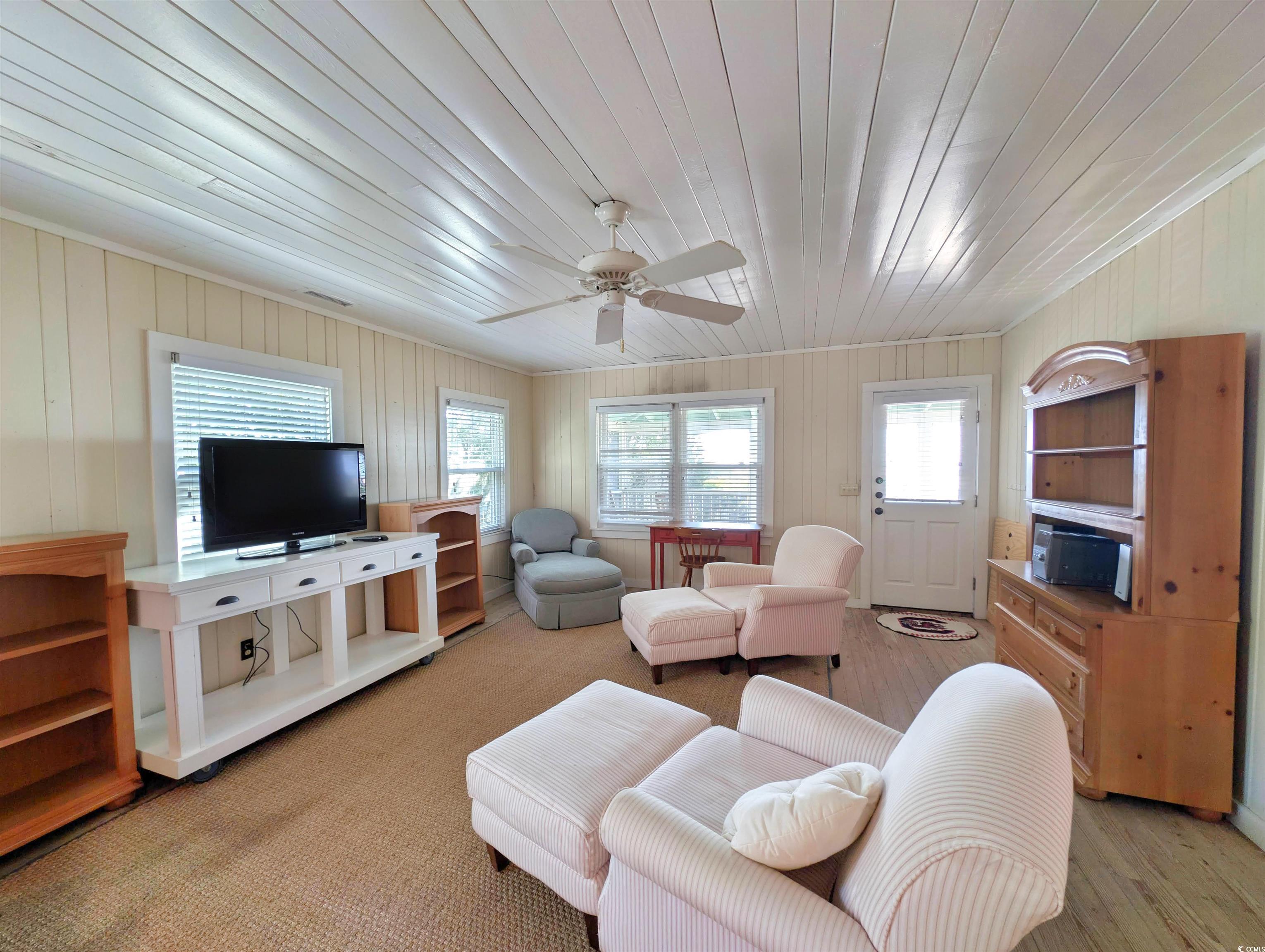 206 Atlantic Avenue Pawleys Island, SC 29585 - Photo 11 of 40