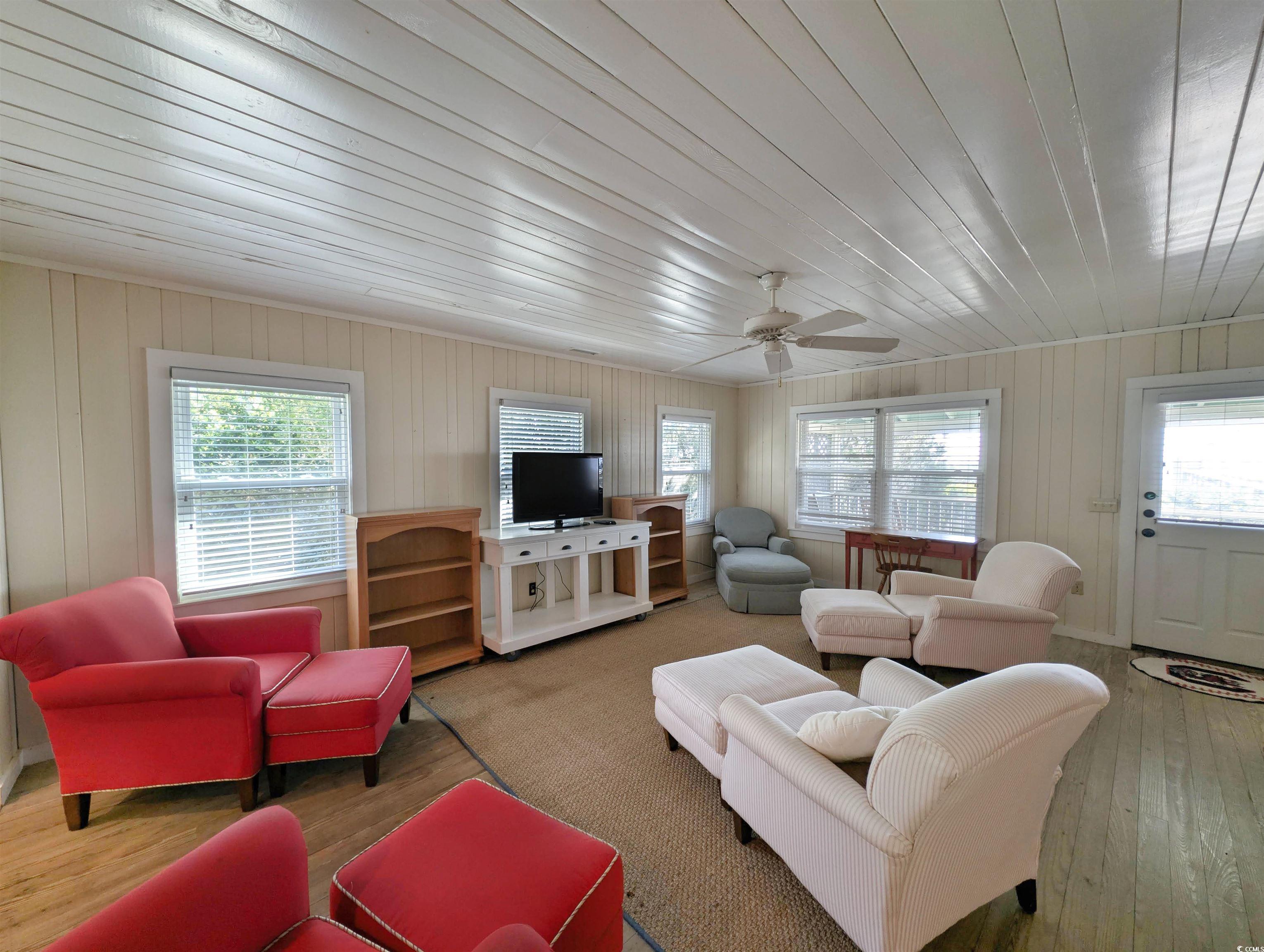 206 Atlantic Avenue Pawleys Island, SC 29585 - Photo 12 of 40