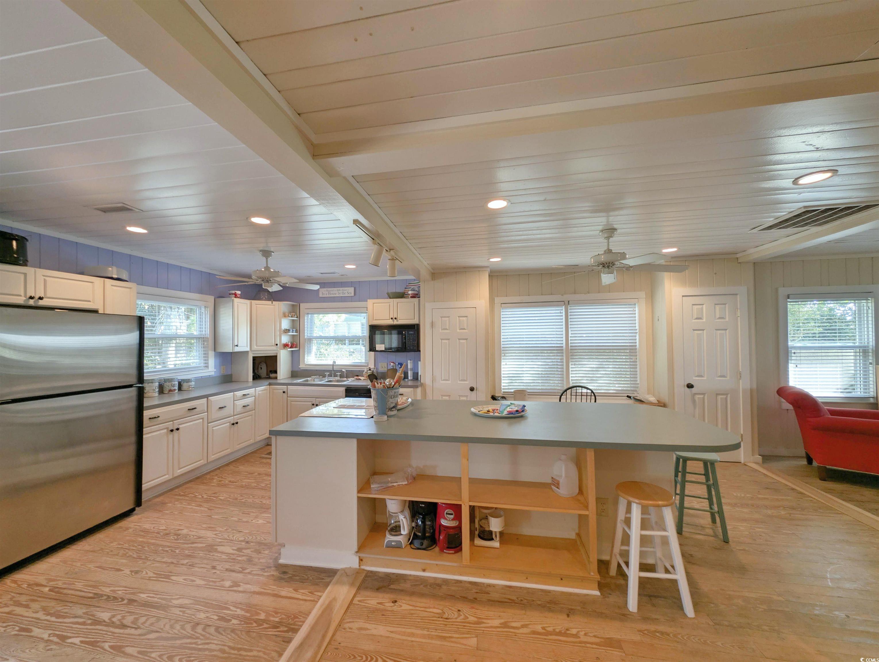 206 Atlantic Avenue Pawleys Island, SC 29585 - Photo 8 of 40