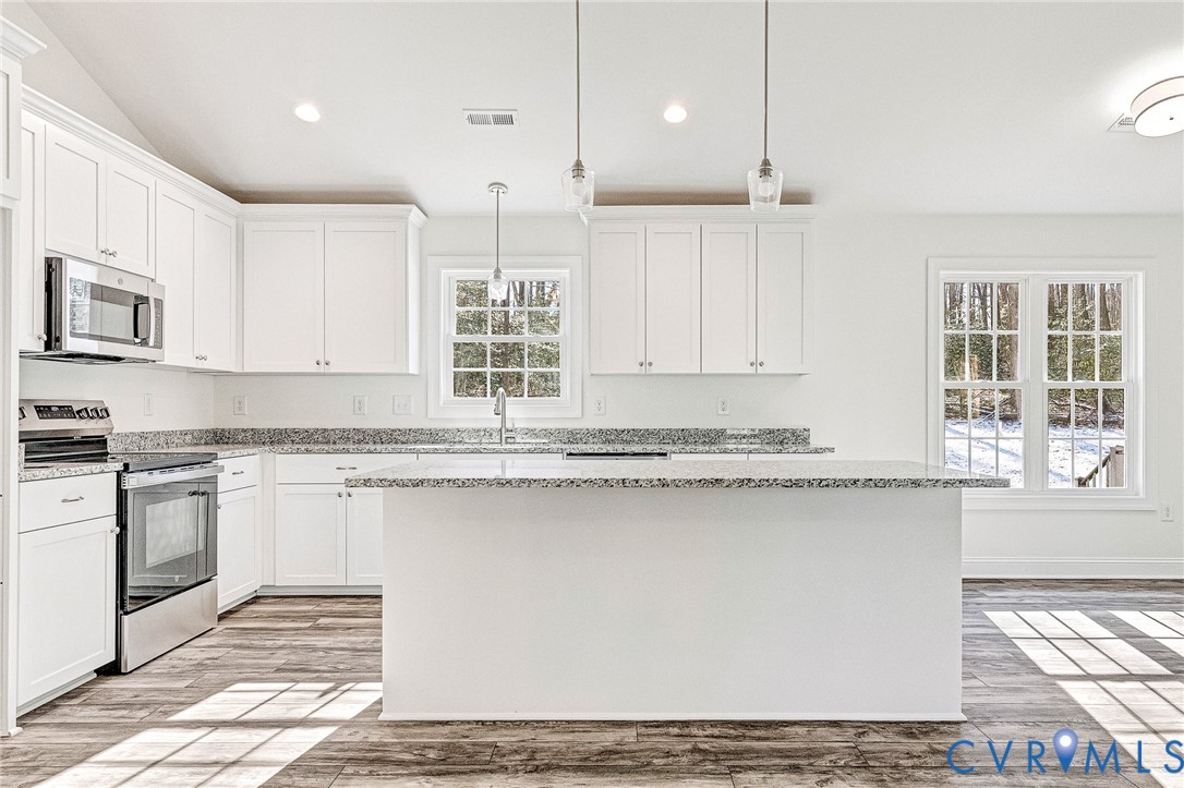 125 Ferry Landing Road Dunnsville, VA 22454 - Photo 5 of 33