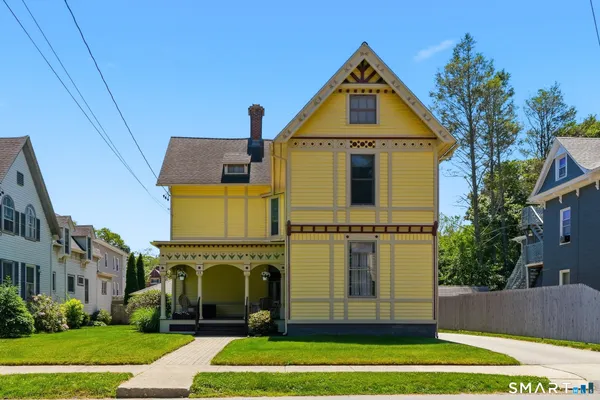 $499,000 | 24 Lincoln Avenue, Norwich, CT 06360