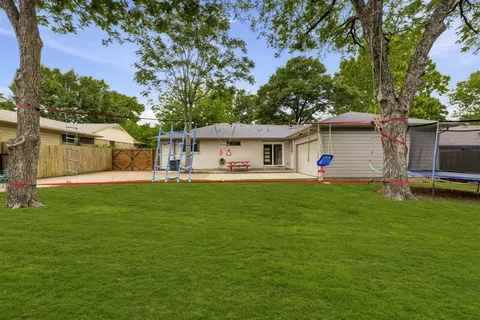 $414,900 | 3812 Periwinkle Drive, Dallas, TX 75233