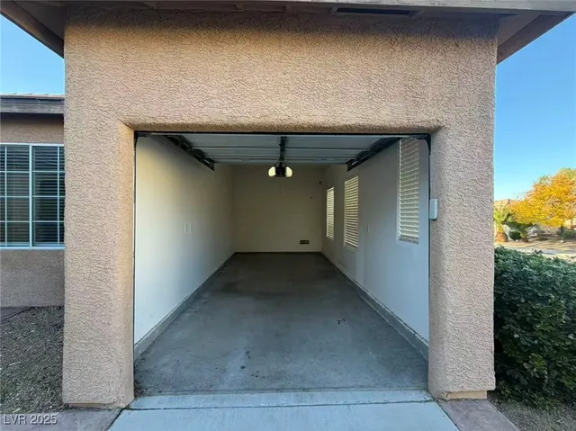 $2,200 | 2295 Tedesca Drive, Henderson, NV 89052