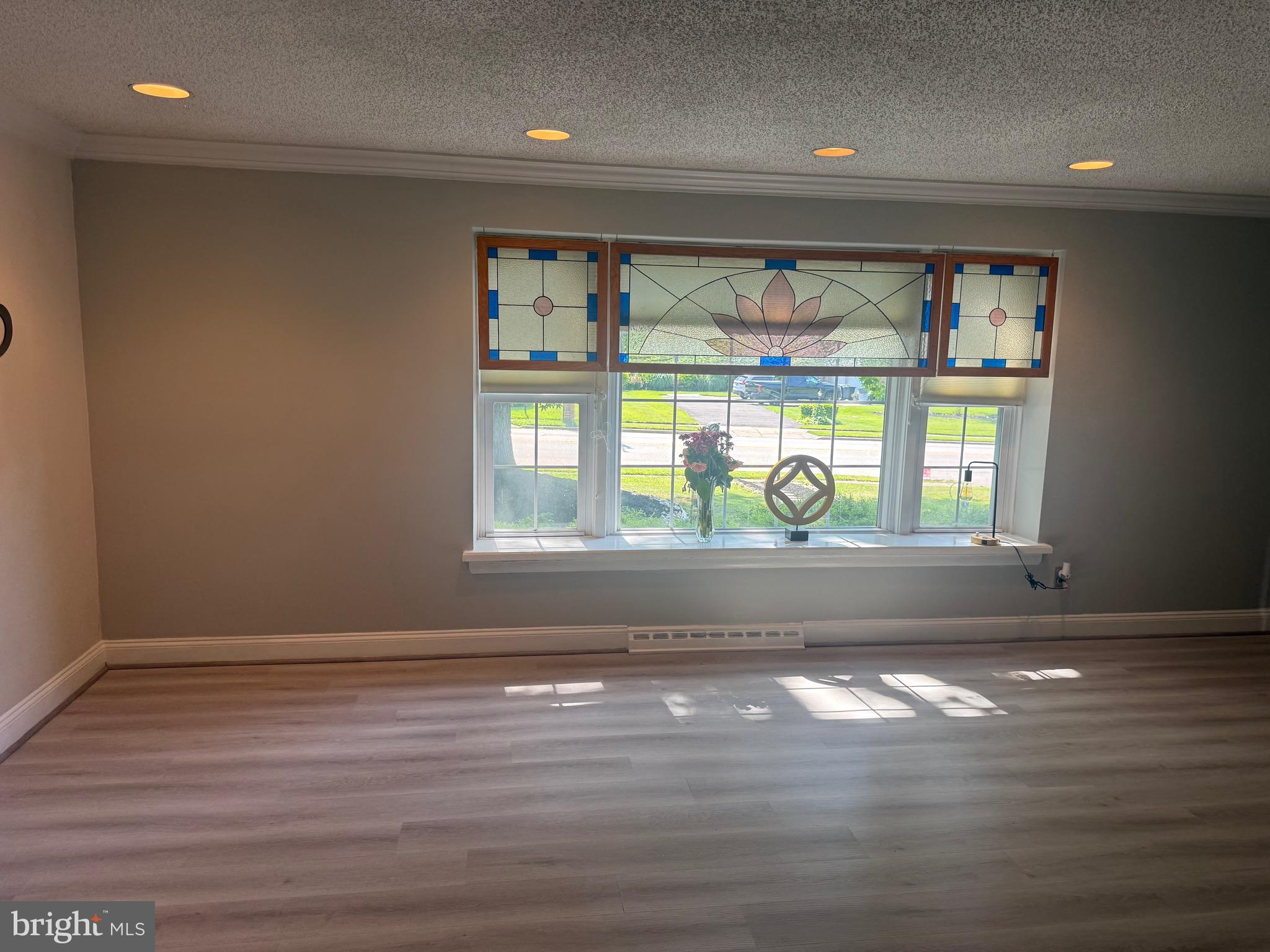 3860 Pine Road Huntingdon Valley, PA 19006 - Photo 5 of 36 Gallery Image 5