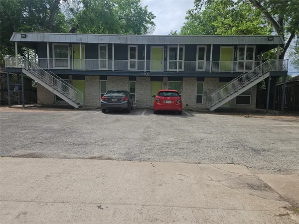 $875 | 4406 Avenue C, Austin, TX 78751