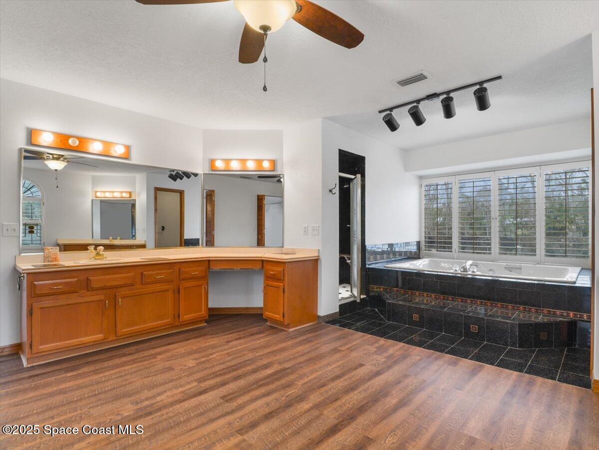 1610 Yellow Brick Road Astor, FL 32102 - Photo 23 of 69 58-Yellow Brick Rd-57