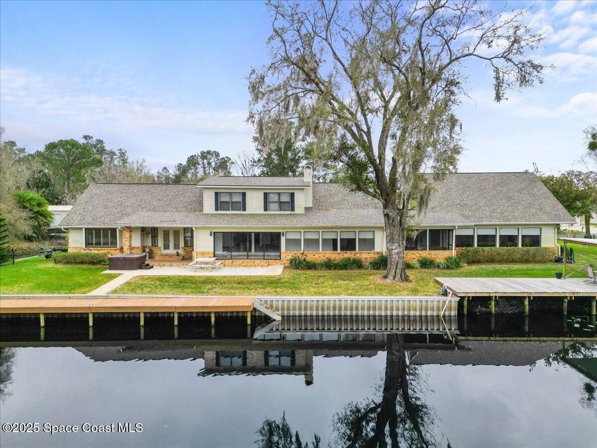 1610 Yellow Brick Road Astor, FL 32102 - Photo 4 of 69 07-Yellow Brick Rd-06