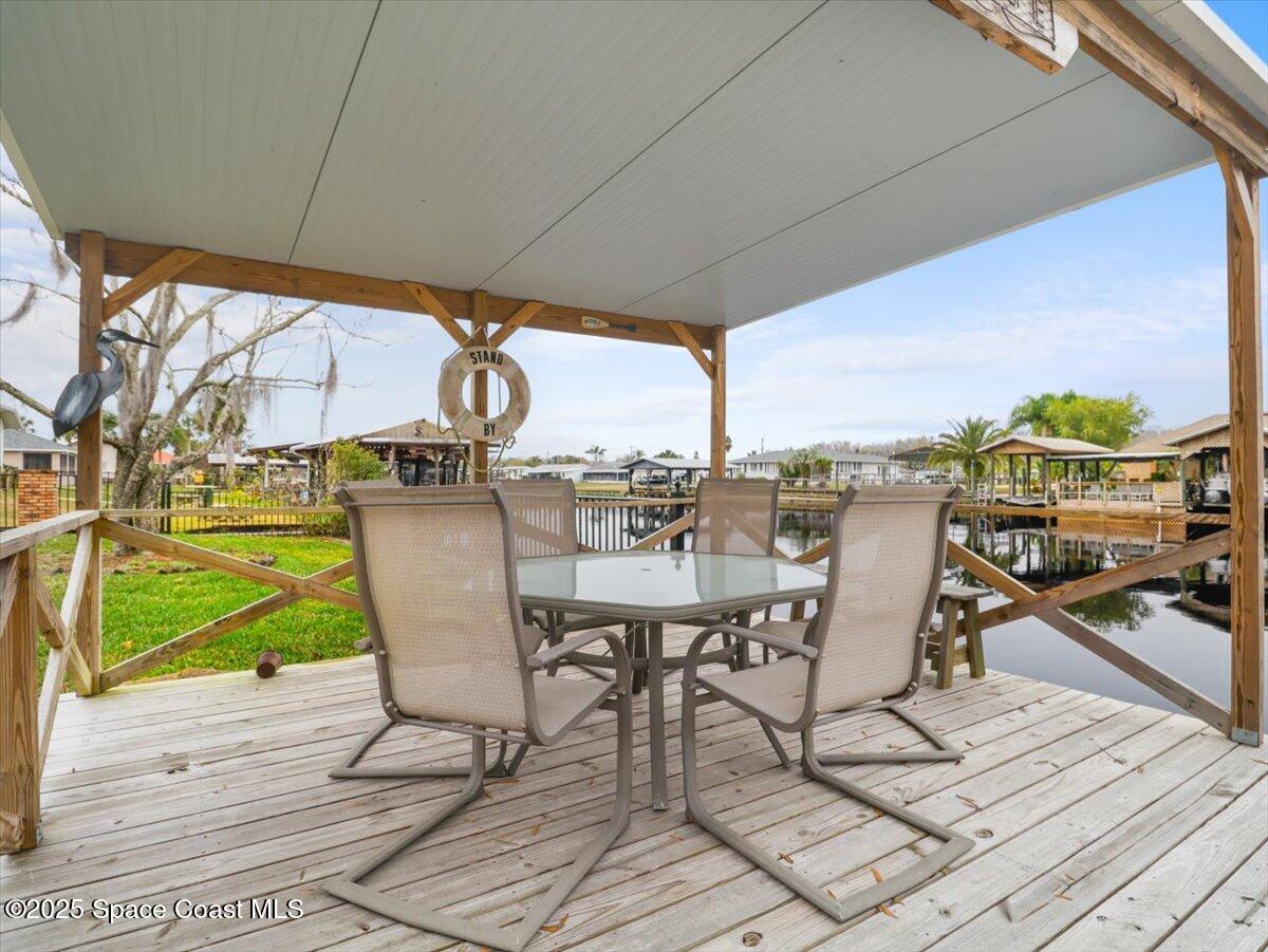 1610 Yellow Brick Road Astor, FL 32102 - Photo 47 of 69 25-Yellow Brick Rd-24