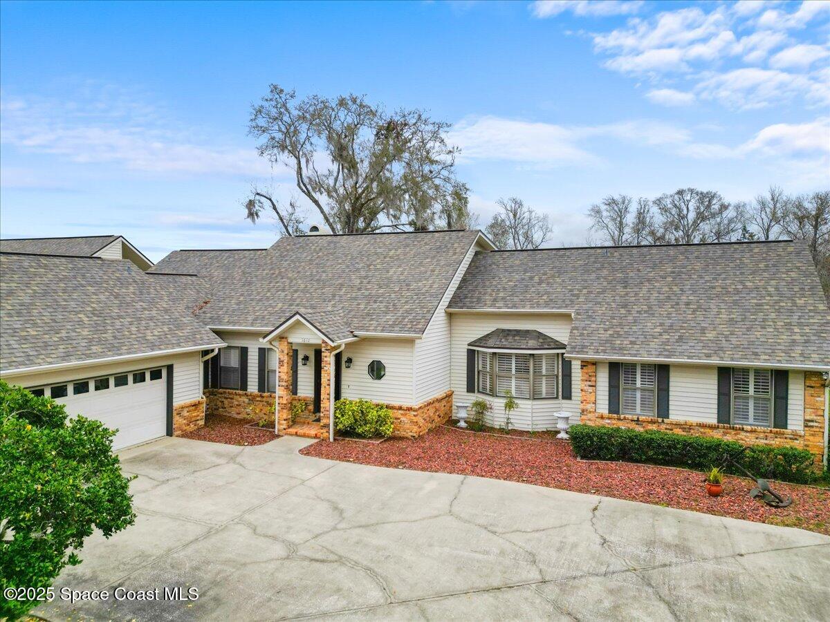 1610 Yellow Brick Road Astor, FL 32102 - Photo 6 of 69 15-Yellow Brick Rd-14