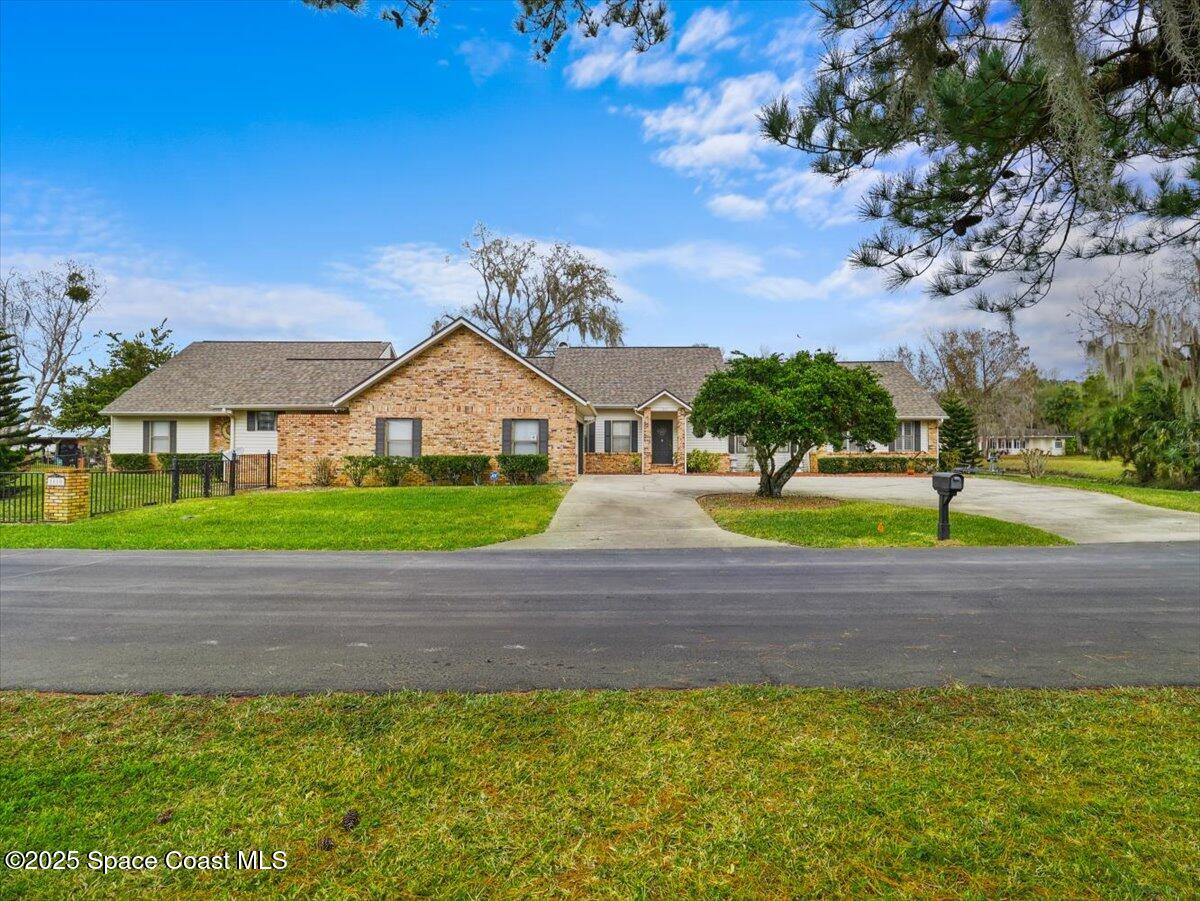 1610 Yellow Brick Road Astor, FL 32102 - Photo 64 of 69 17-Yellow Brick Rd-16