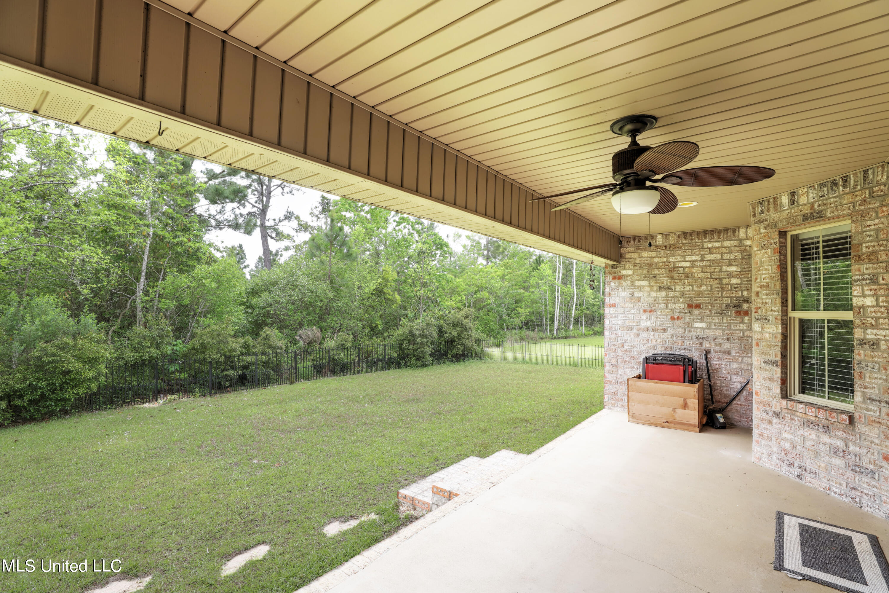 6885 Biddix Evans Road Ocean Springs, MS 39564 - Photo 24 of 26 Porch