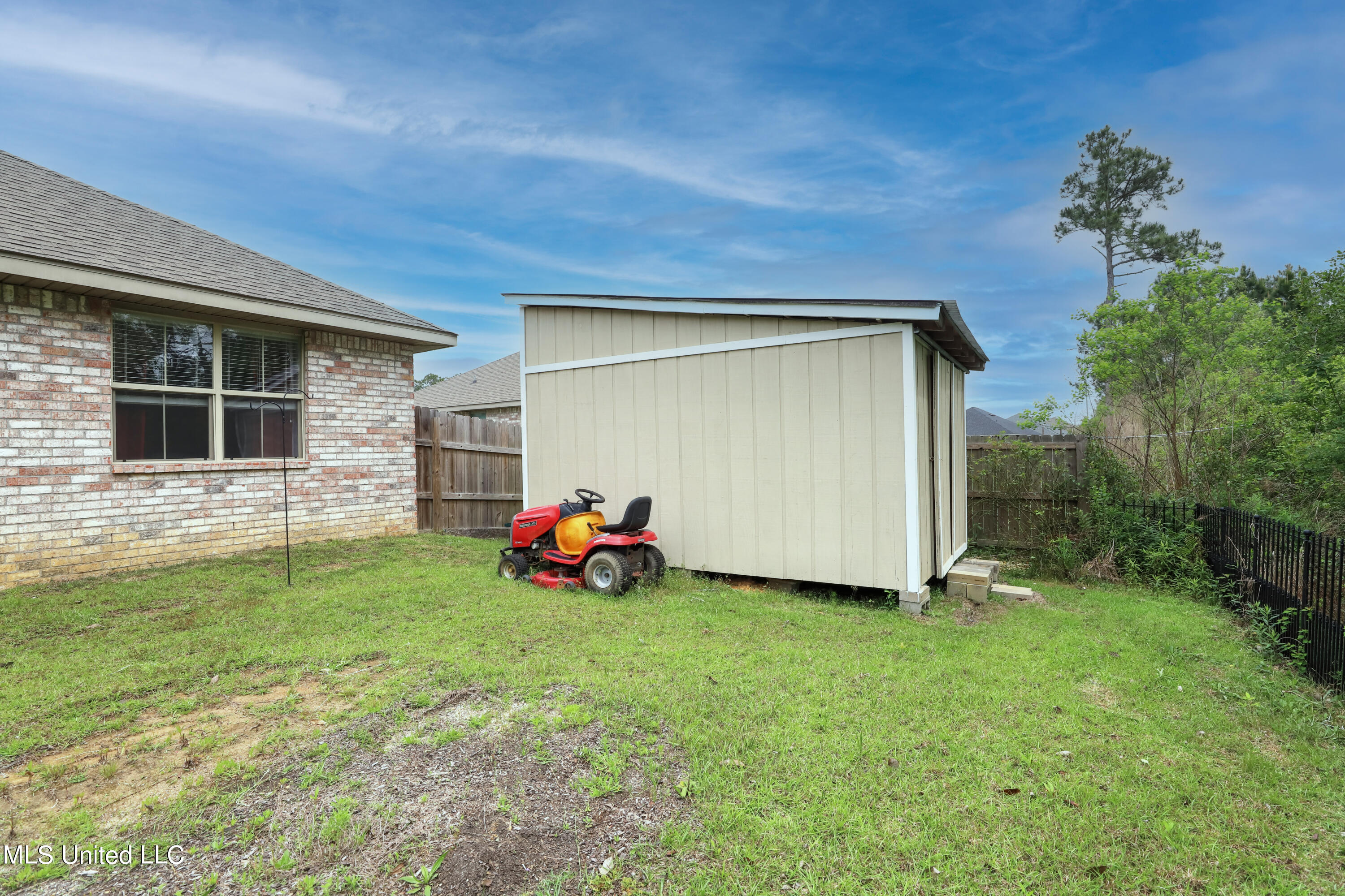 6885 Biddix Evans Road Ocean Springs, MS 39564 - Photo 25 of 26 Shed