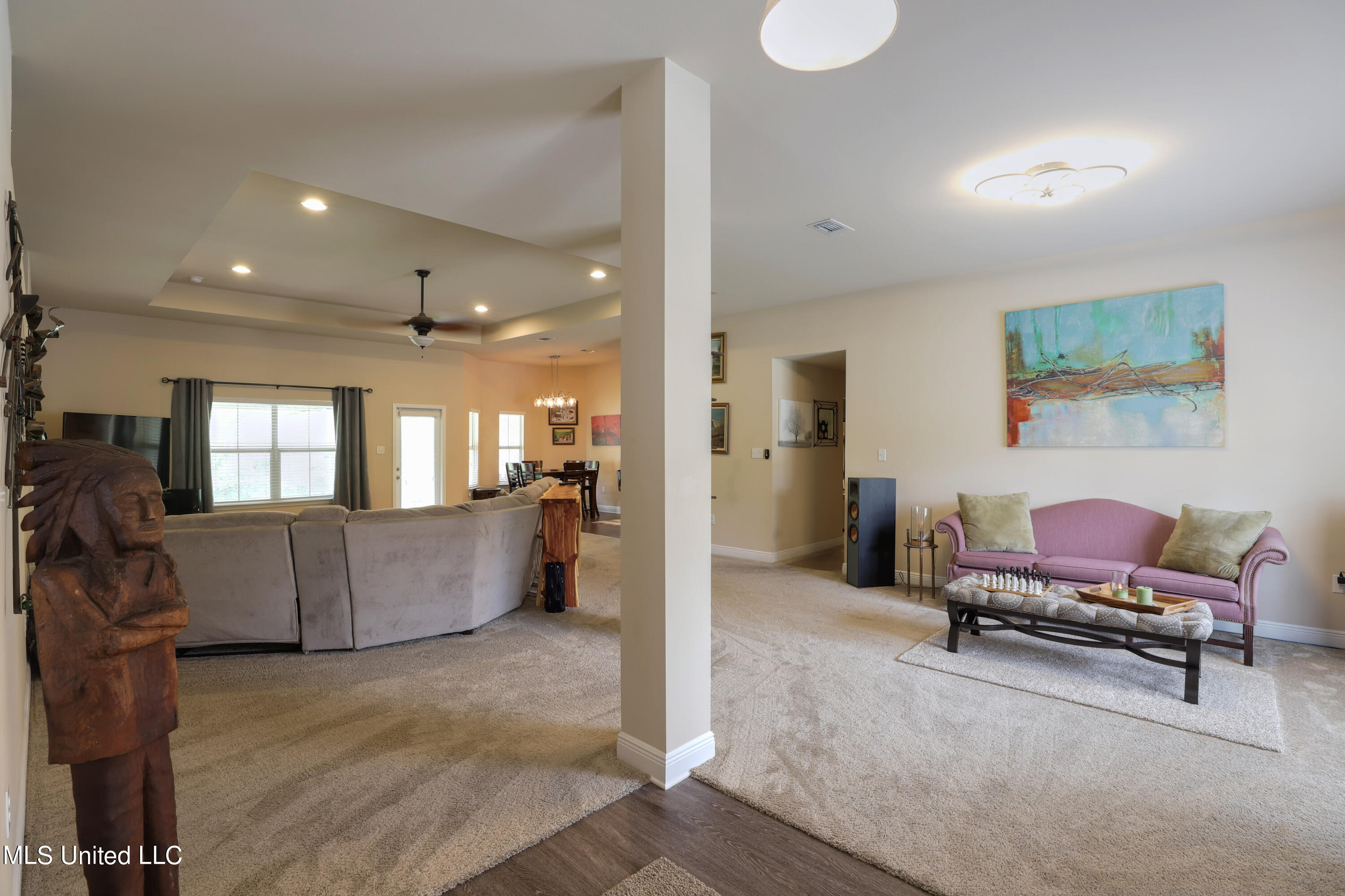 6885 Biddix Evans Road Ocean Springs, MS 39564 - Photo 4 of 26 Living Room