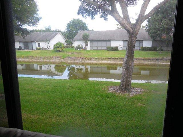 10966 Lake Front Place Boca Raton, FL 33498 - Photo 22 of 30 FLORIDA ROOM VIEW1