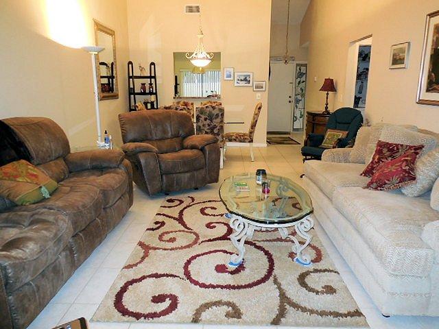 10966 Lake Front Place Boca Raton, FL 33498 - Photo 6 of 30 LIVING ROOM2