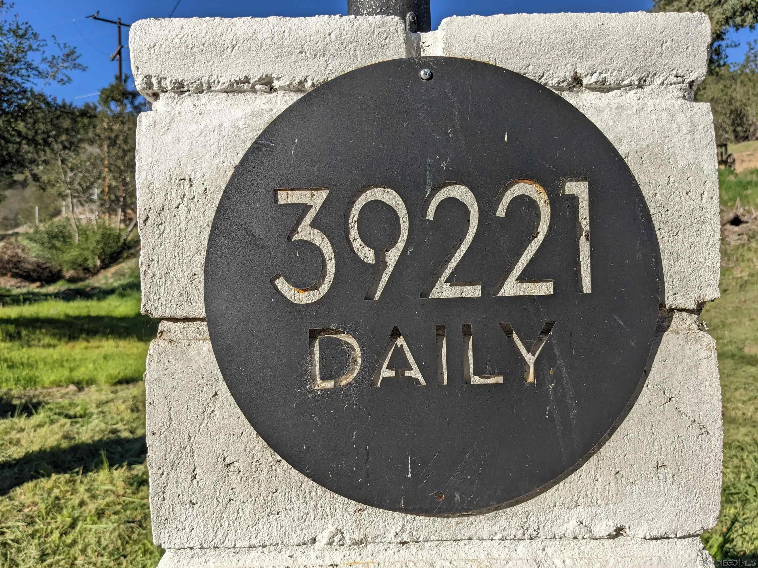 39221 Daily Road Fallbrook, CA 92028 - Photo 24 of 26 Gallery Image 24