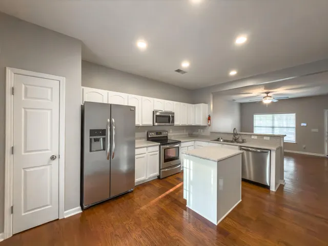 $1,795 | 204 Chinquapin Drive, Summerville, SC 29485