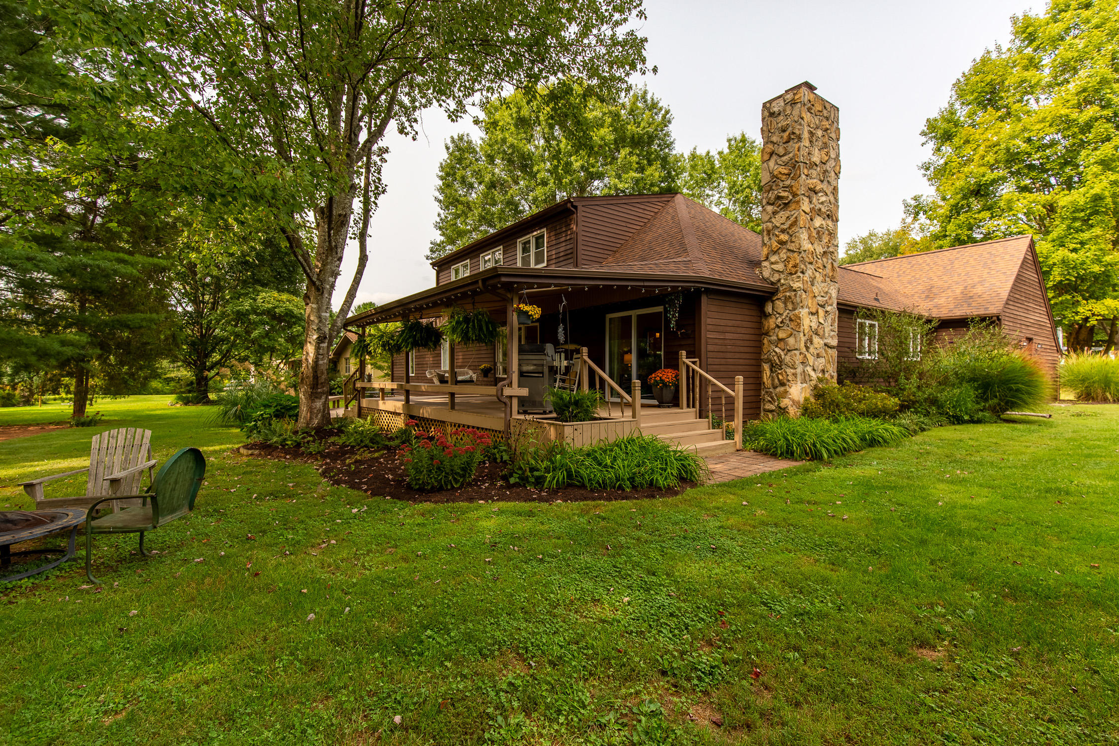25 Compton Bristol, TN 37620 - Photo 22 of 28 Backyard