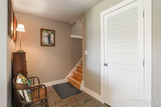 $454,900 | 618 Edgewater Drive, Spring Lake, MI 49456