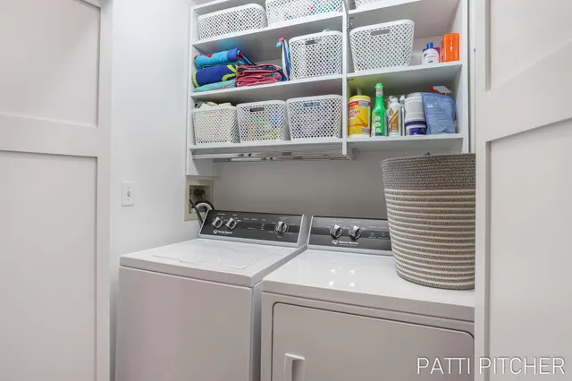 $444,900 | 618 Edgewater Drive, Spring Lake, MI 49456