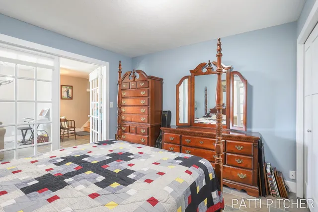 $444,900 | 618 Edgewater Drive, Spring Lake, MI 49456