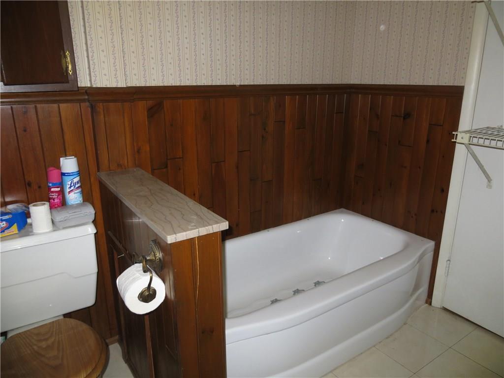 3974 Patterson Road Aliquippa, PA 15001 - Photo 11 of 14 Gallery Image 11