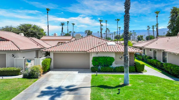 $849,000 | 175 Las Lomas, Palm Desert, CA 92260
