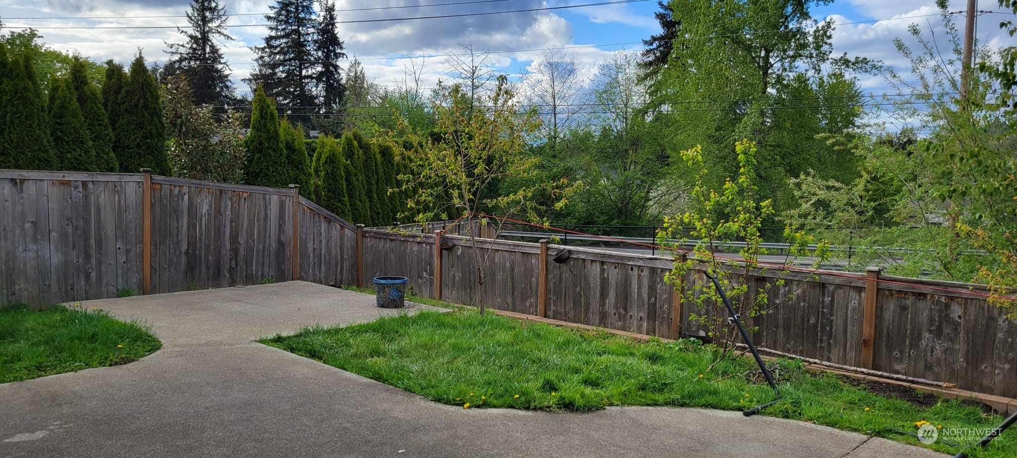 5516 Northeast 13th Place Renton, WA 98059 - Photo 8 of 8 Gallery Image 8